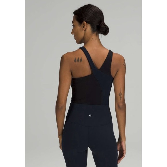 Lululemon Nulu Asymmetrical Bodysuit Black True Navy Size 8 Buttery Soft Yoga - Picture 2 of 12
